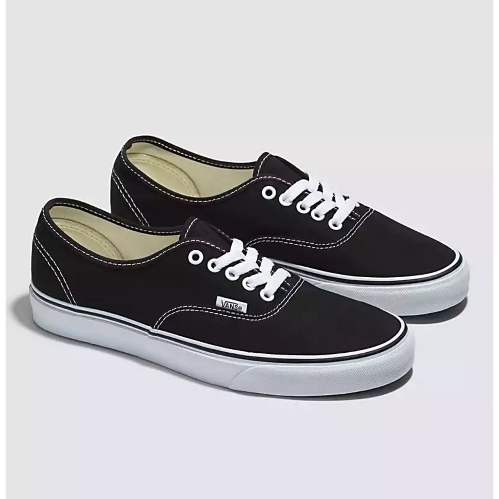 Vans Classic Authentic Size 8 Men’s / 9.5 Women’s